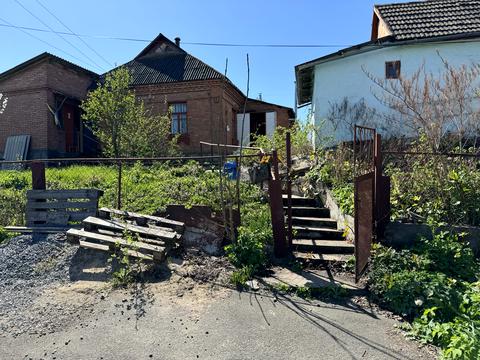 будинок за адресою Левка Лук'яненка вул. (Декабристів)