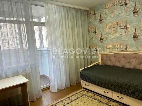квартира за адресою Олени Пчілки вул., 3-Д