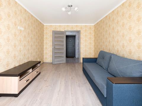 квартира за адресою Курсанта Єськова вул., 26