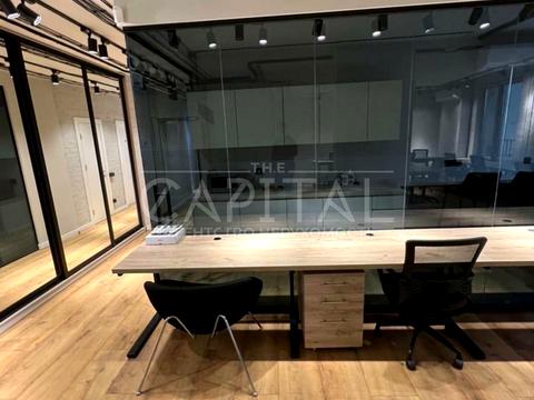 коммерческая по адресу Антоновича ул. (Горького), 74-78