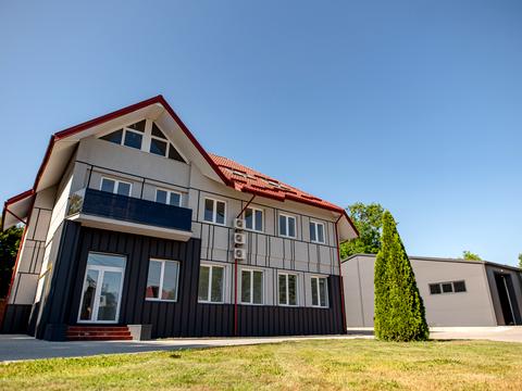 комерційна за адресою Євгена Чикаленка вул., 26