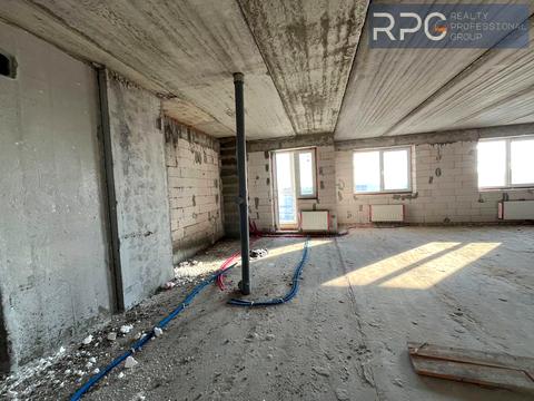 комерційна за адресою Лесі Українки вул., 62-Б