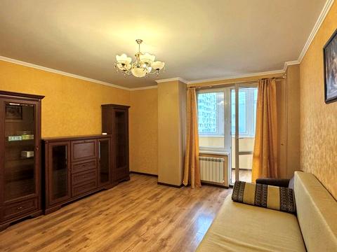 квартира по адресу Владислава Бувалкина ул. (Бочарова Генерала), 44