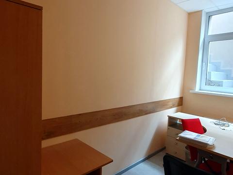 комерційна за адресою В'ячеслава Чорновола вул., 15