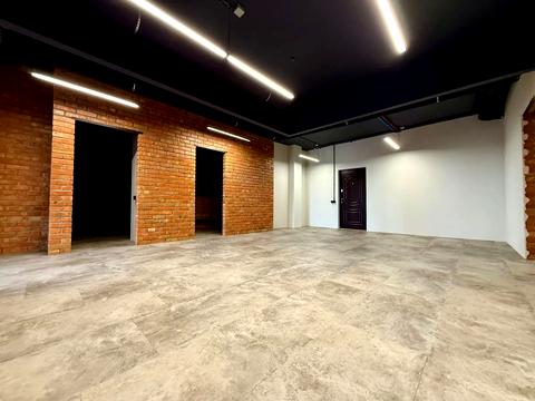 комерційна за адресою Костянтинівська вул., 75