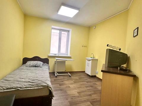 комерційна за адресою Кільцева вул., 16