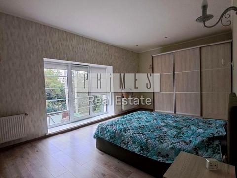 будинок за адресою 6-та Лінія вул., 6