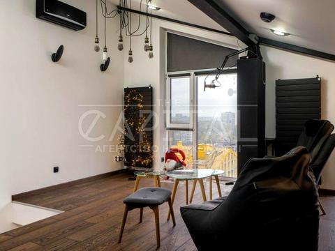 квартира за адресою Регенераторна вул., 4 к8