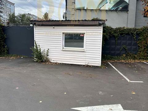 комерційна за адресою Автозаводська вул., 18-А