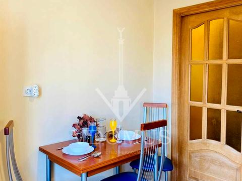 квартира за адресою Лариси Руденко вул., 7