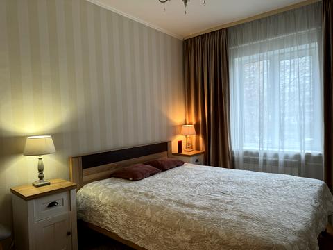 квартира по адресу Ревуцкого ул., 25