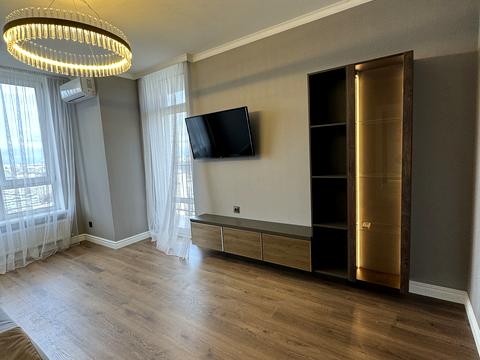 квартира по адресу Камянская ул. (Днепродзержинская), 128