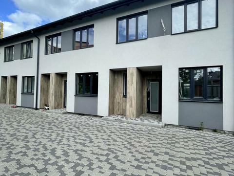 дом по адресу Прикордонна, 1