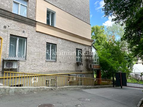 коммерческая по адресу Михаила Грушевского ул., 34/1