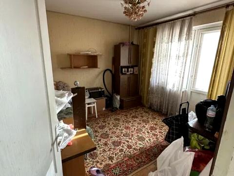 квартира за адресою Академіка Єфремова вул. (Командарма Уборевича), 21