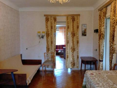 квартира по адресу Строителей ул., 12