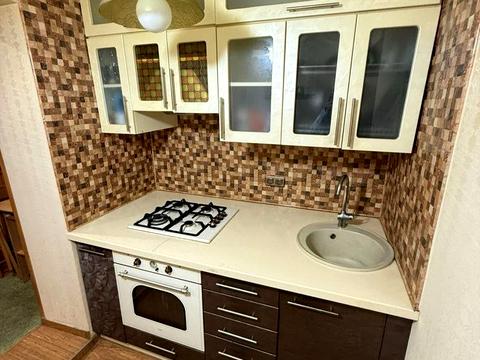 квартира за адресою Братів Зерових вул. (Червонопартизанська), 14-А