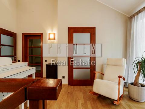 будинок за адресою каштановая