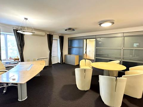 комерційна за адресою Гетьмана Павла Скоропадського вул. (Льва Толстого), 8-А