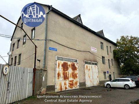 комерційна за адресою Ярослава Мудрого вул. (Моріса Тореза), 31-А