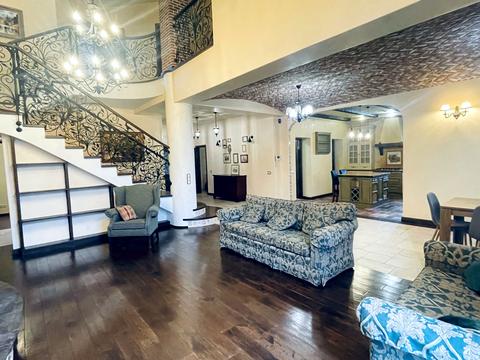 будинок за адресою Мрії вул. (Академіка Туполєва), 19