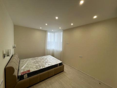 квартира за адресою Сім'ї Кульженків вул. (Петра Дегтяренка), 37