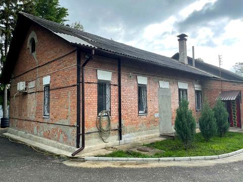 комерційна за адресою Нарвська, 14