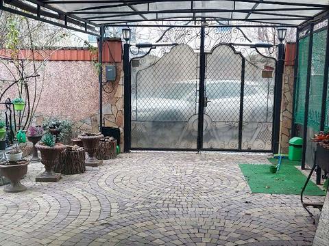 дом по адресу Бахмутская ул. (Курская), 99б