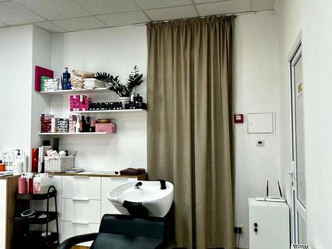 комерційна за адресою Порохова вул., 20