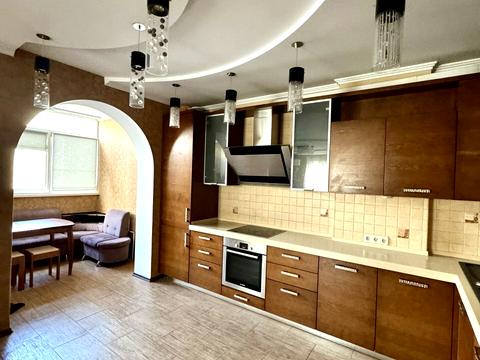 квартира за адресою Академіка Сахарова вул., 34