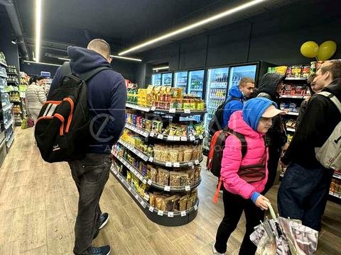 комерційна за адресою Сімферопольська вул., 9