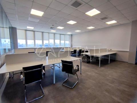 комерційна за адресою Полтавська вул., 13