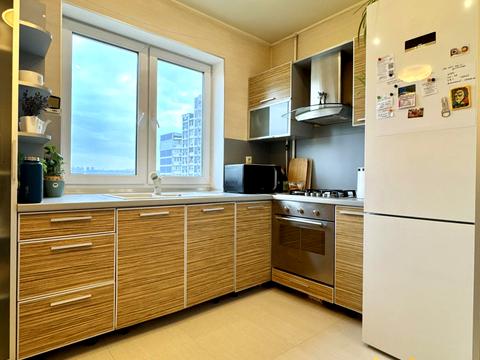 квартира за адресою Йорданська вул. (Лайоша Гавро), 9-В