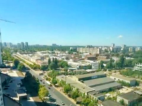 квартира за адресою Краснова вул., 3/65