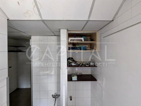 комерційна за адресою Степана Бандери просп. (Московський), 6