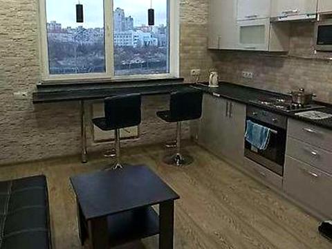 квартира по адресу Ревуцкого ул., 40-Г