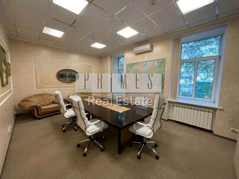 комерційна за адресою Панаса Мирного вул., 1