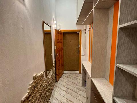 квартира за адресою Богдана Хмельницького вул., 10