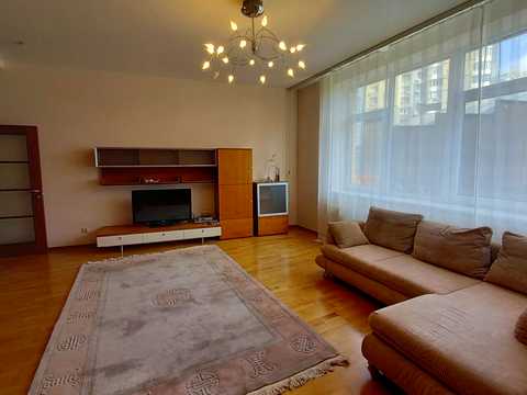 квартира за адресою Старонаводницька вул., 13