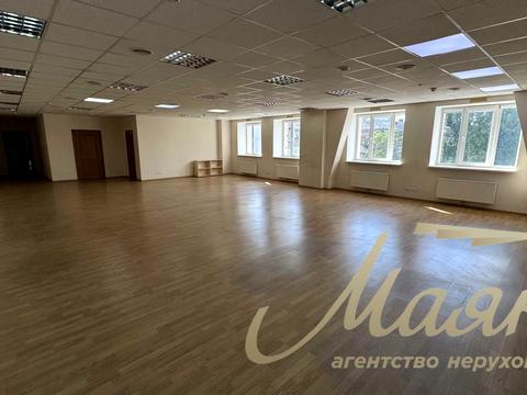 комерційна за адресою Ярославська вул., 56