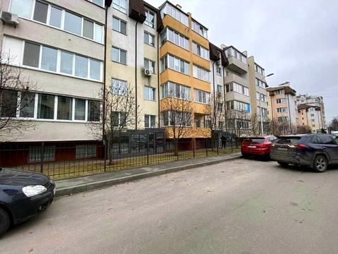 коммерческая по адресу Молодёжная ул. (Піонерська), 20