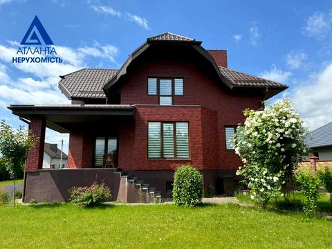 будинок за адресою Набережна