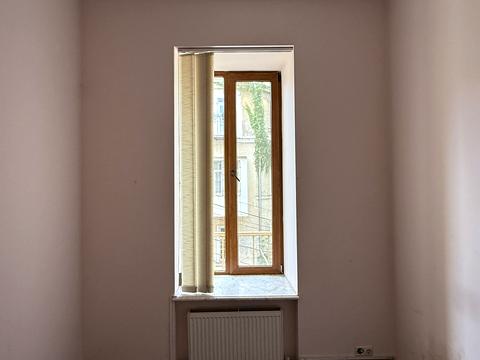 комерційна за адресою Преображенська вул., 15