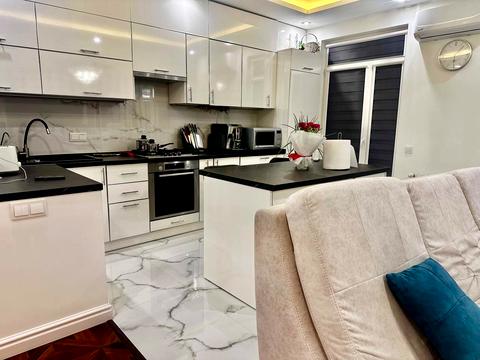 квартира за адресою Героїв Крут вул., 3