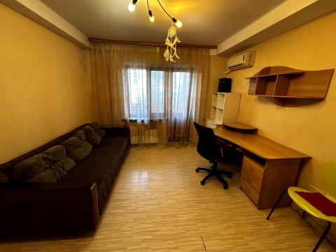квартира по адресу Голосеевский просп. (40-летия Октября), 118