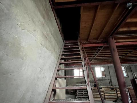 комерційна за адресою Універсальний пров., 7