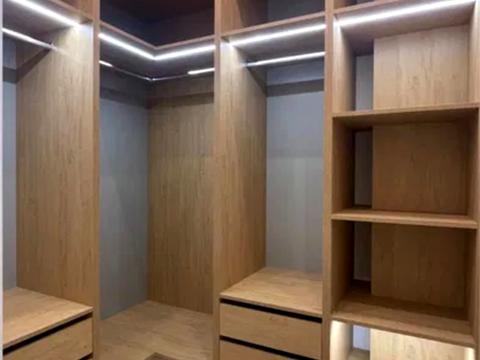 квартира за адресою Сергія Подолинського вул. (Благоєва), 31