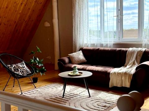 дом по адресу Українська