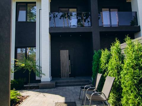 будинок за адресою Антонія Михайловського вул.