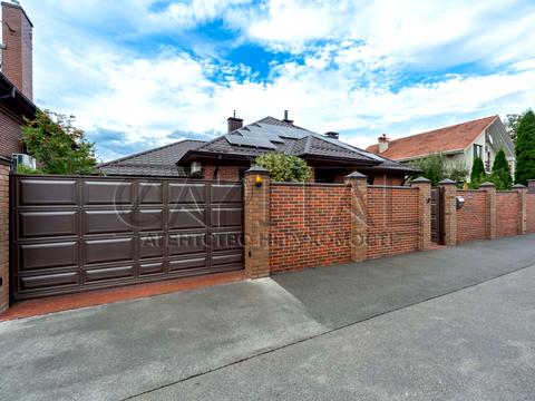 будинок за адресою Сунична вул.